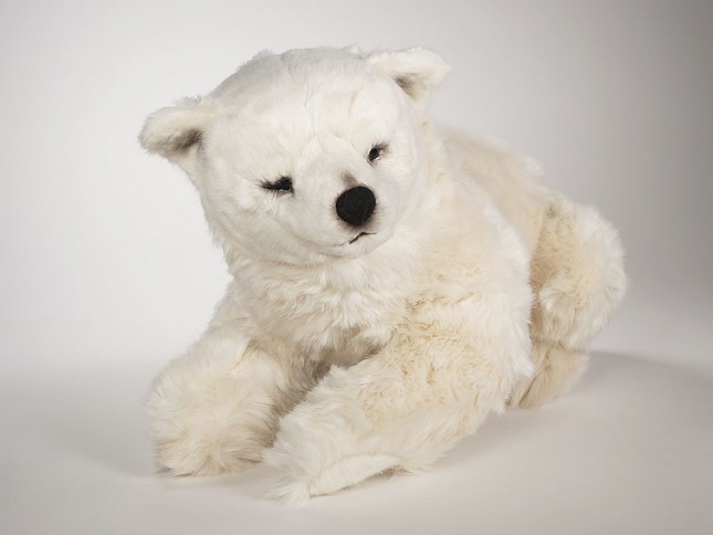 Polar Bear Cub 2133 by Piutrè