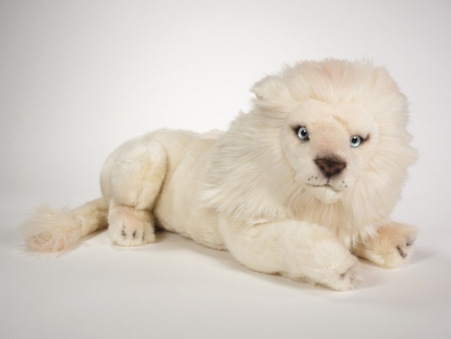 White Lion (Reduced Size) 2524 by Piutrè 