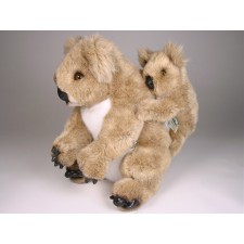 Koala with Cub 2672 by Piutrè
